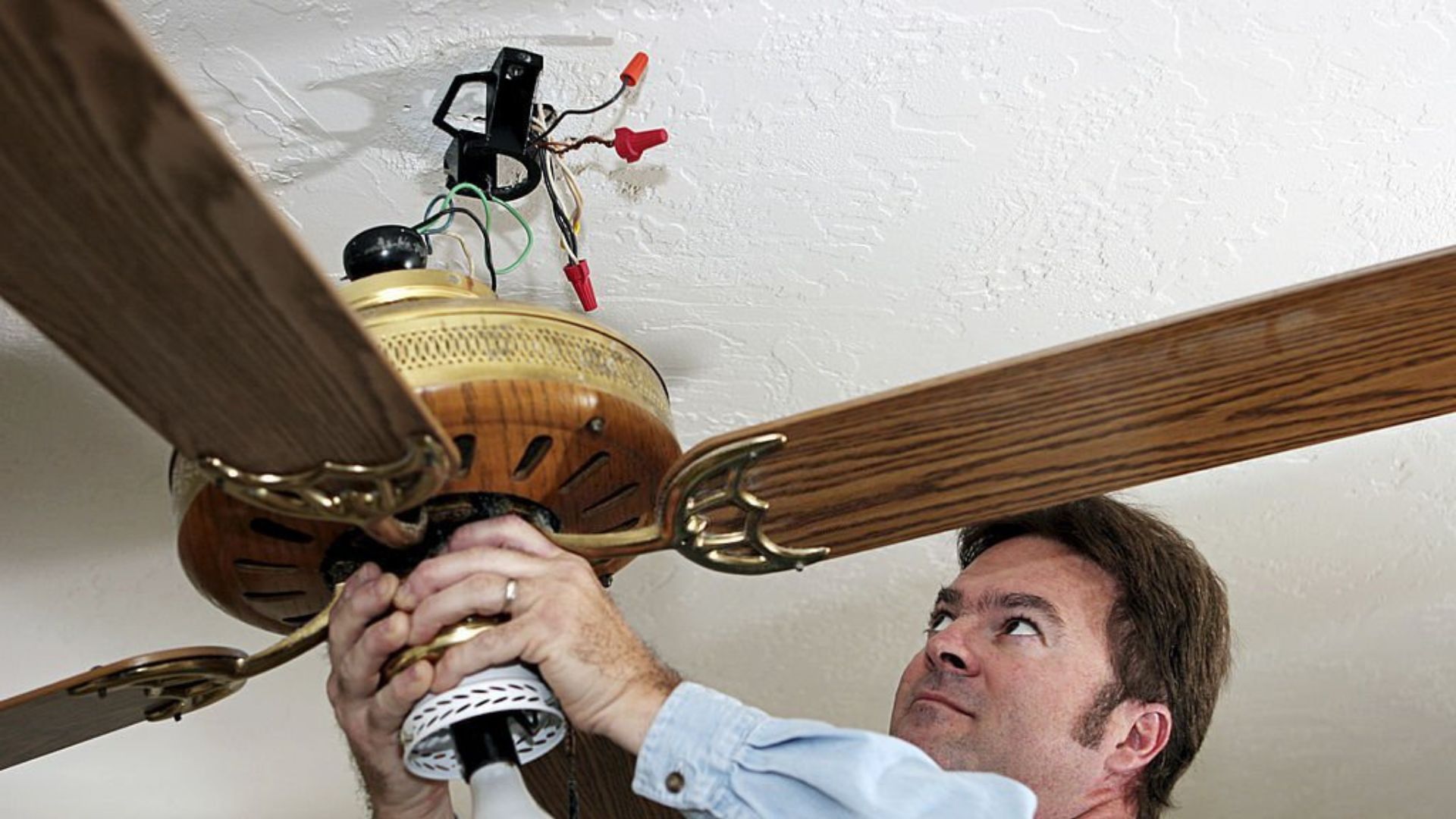 How To Wire Ceiling Fan With Light Easily